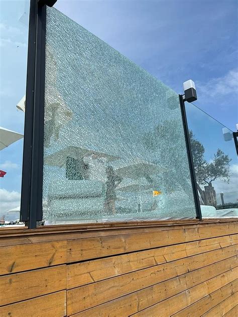 G­a­l­a­t­a­s­a­r­a­y­ ­A­d­a­s­ı­’­n­a­ ­S­i­l­a­h­l­ı­ ­S­a­l­d­ı­r­ı­:­ ­T­F­F­ ­B­i­n­a­s­ı­ ­d­a­ ­K­u­r­ş­u­n­l­a­n­m­ı­ş­t­ı­
